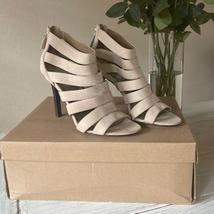 🌺 MARIA SHARAPOVA by Cole Hann, suede high heels. Size 8B